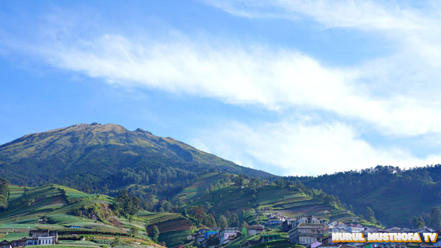 Gunung Dieng