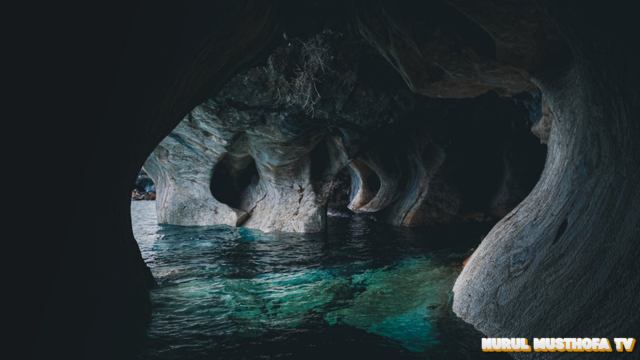 Liburan Ekstrem - Wisata Goa Paling Terkenal di Indonesia